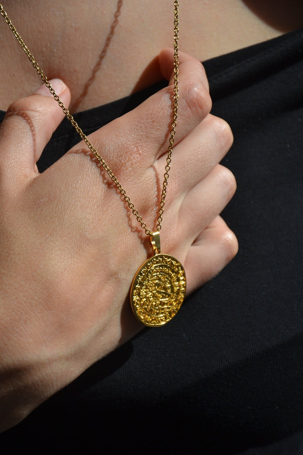 Collier Disque Phaistos Or