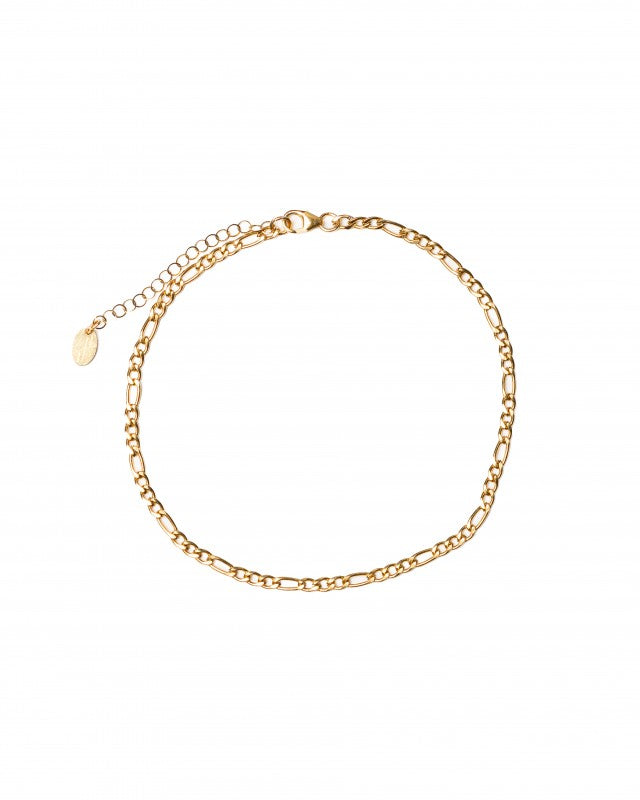Bracelet de cheville en forme de chaîne plaqué or, fait main par nos artisans.